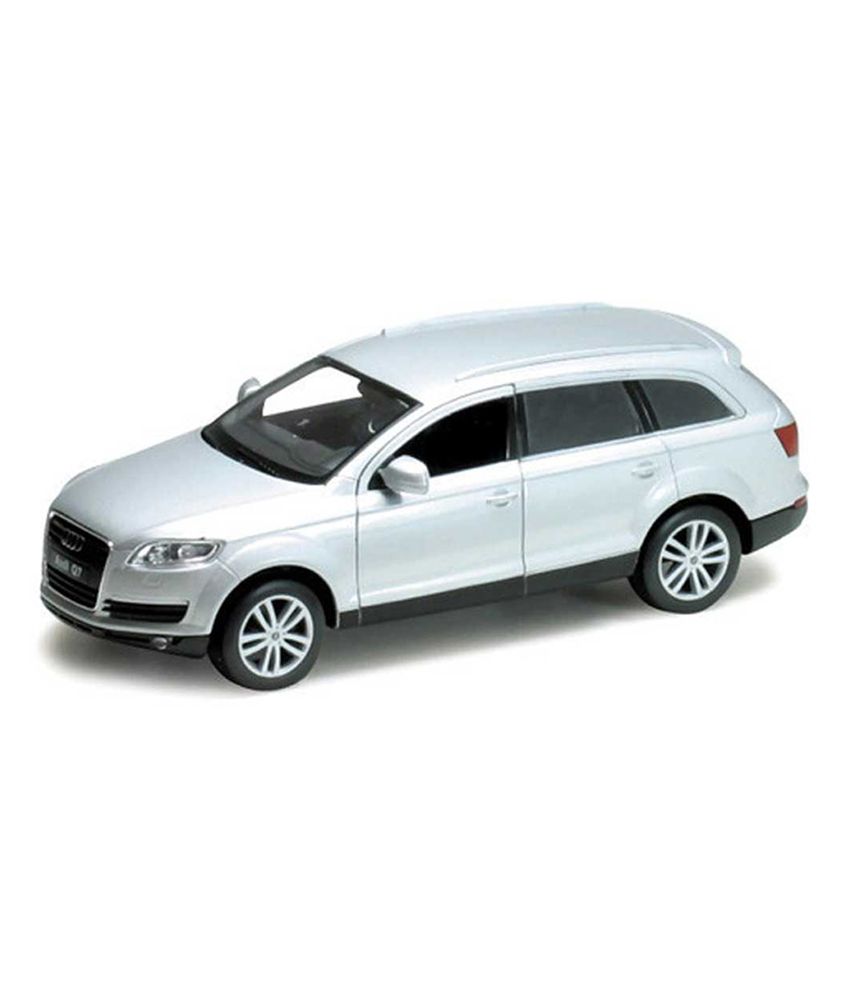 AUDI Q7 - קו האופק טיסנים